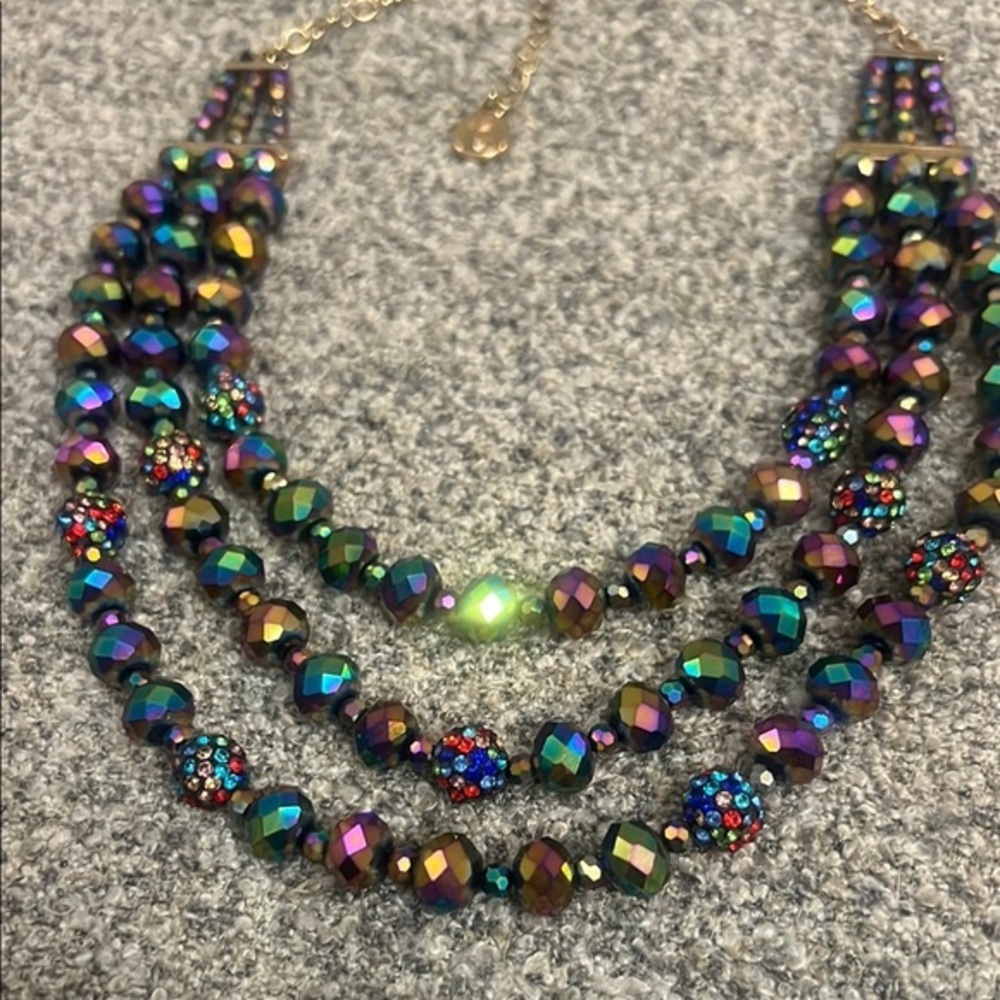 VTG Liz Claiborne Purple and Faceted Iridescent Multi-Strand Necklace